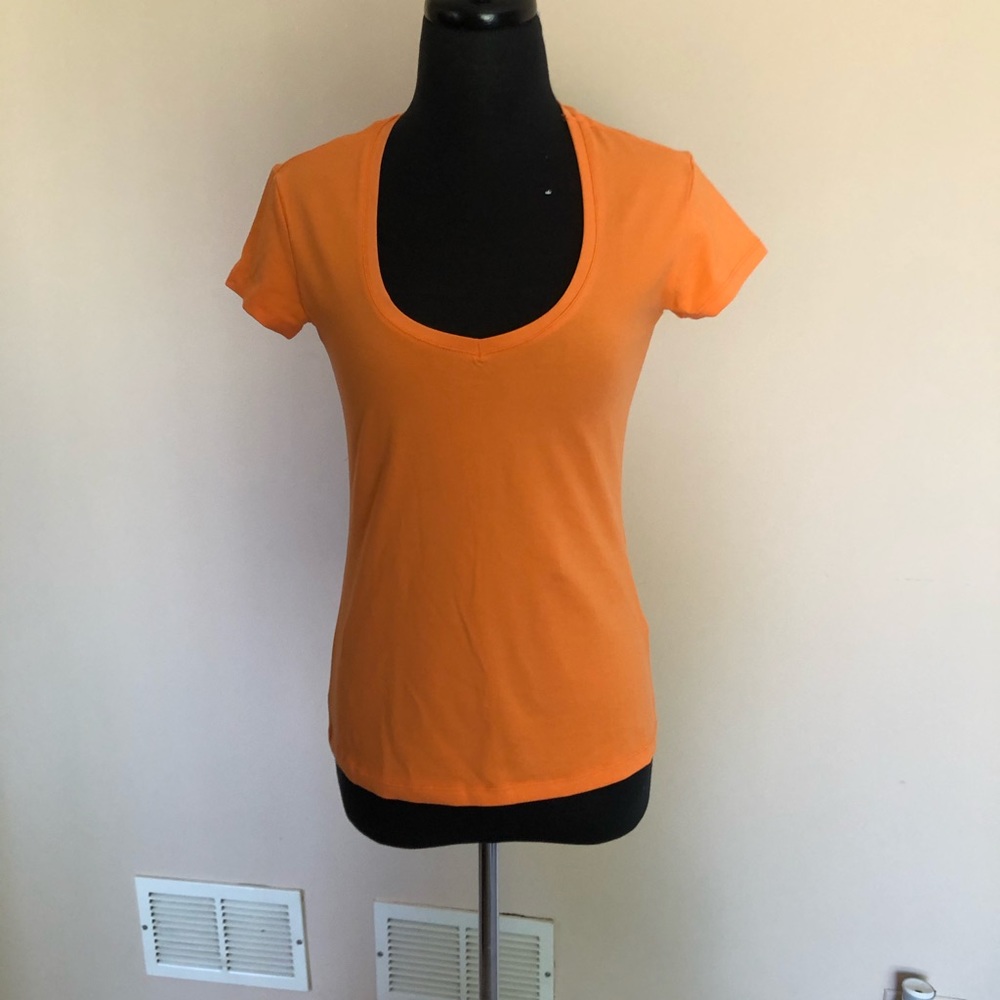 Shirt - Picture 2 of 4